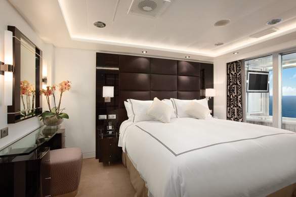 Oceania Cruises Oceania Class Accommodation Oceania Suite Bedroom.jpg